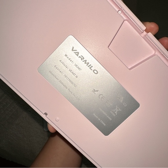 Varmilo Pink & Purple Butterfly Mechanical Keyboard - Picture 9 of 16